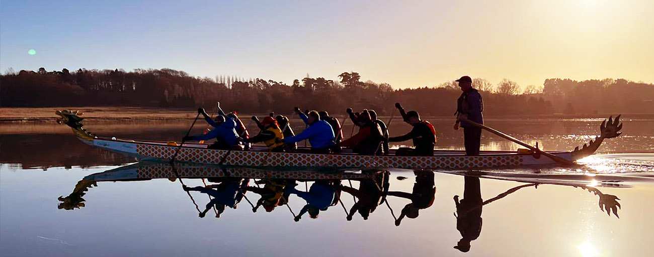 össznépi záró evezés a nagy dunai víz fesztiválon sárkányhajóval